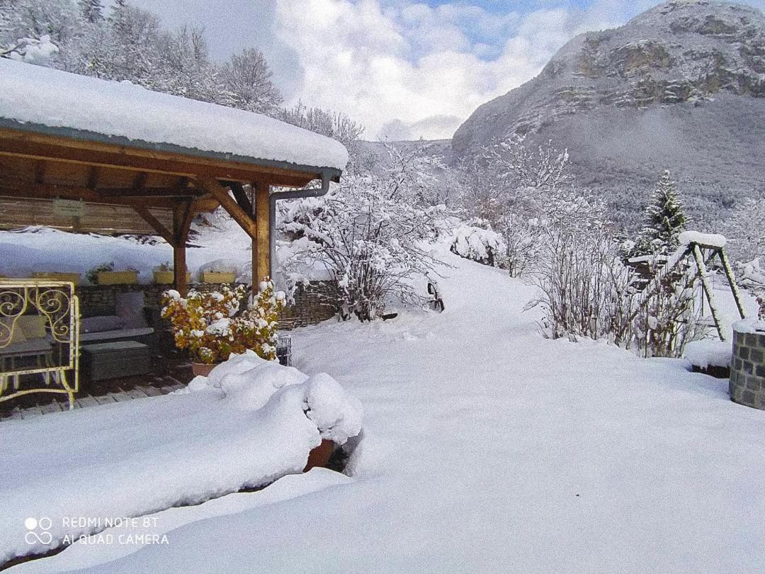 Studio Au Pied De La Montagne Et Vue Imprenable Saint-Alban  Eksteriør billede