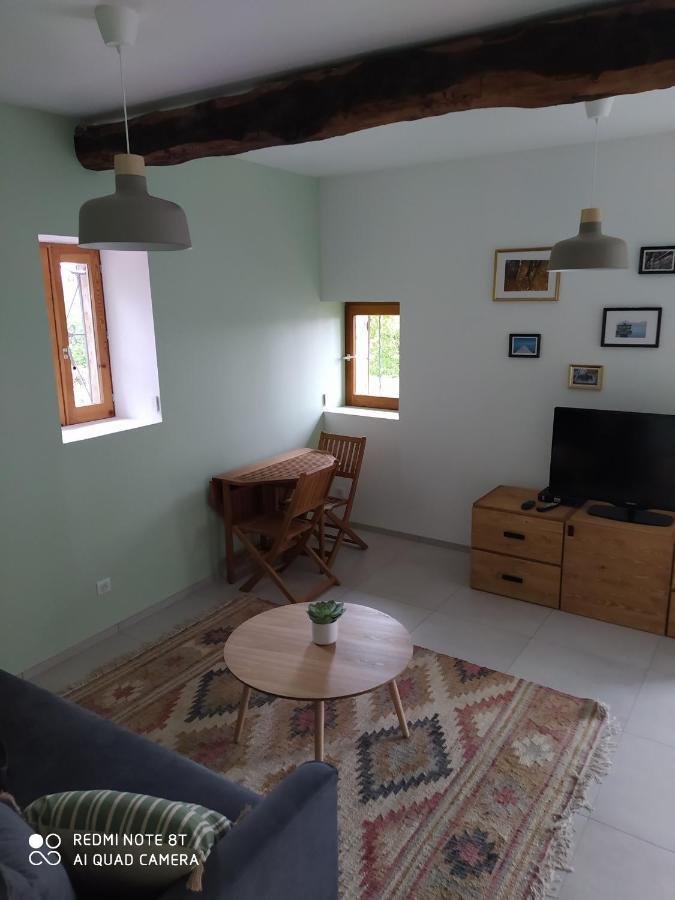 Studio Au Pied De La Montagne Et Vue Imprenable Saint-Alban  Eksteriør billede
